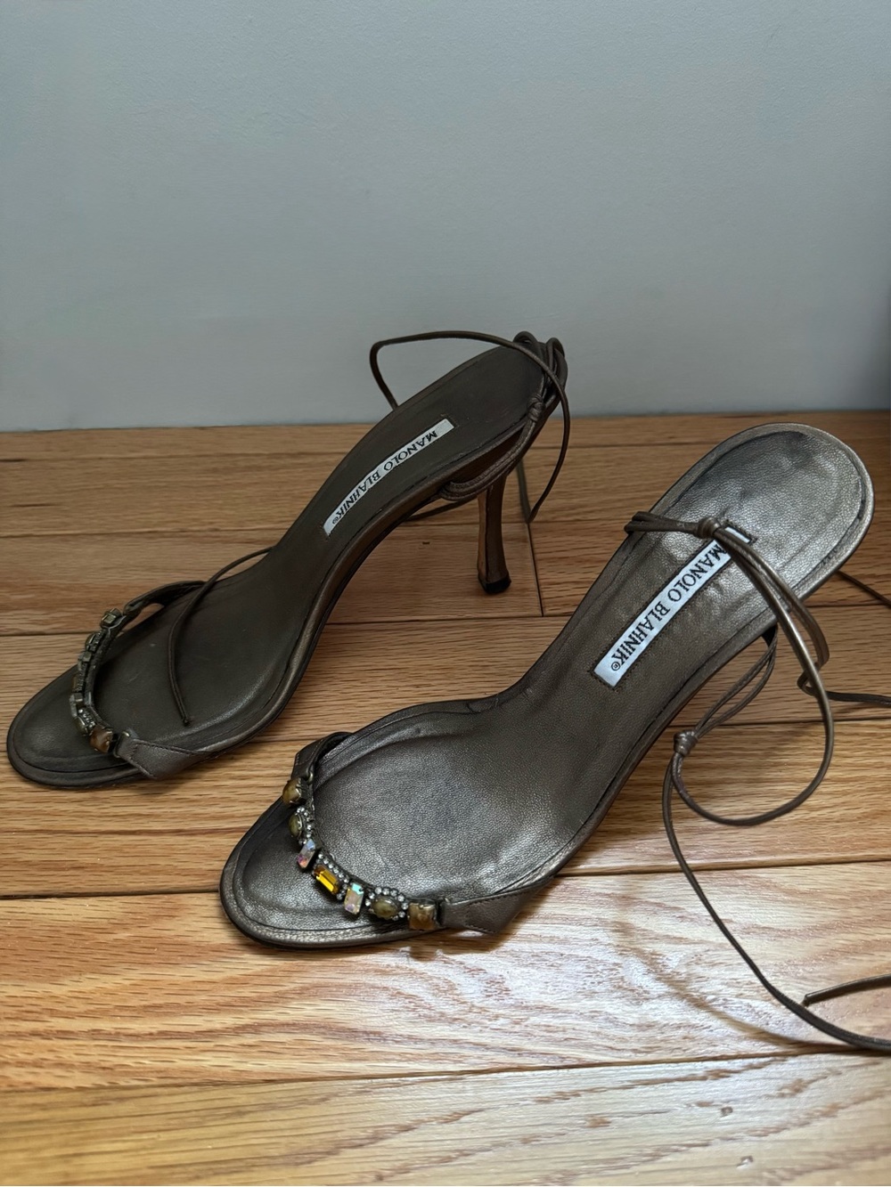 Manolo Blahnik Prisca Nappa caffe bronze sandals Size 8.5 - Picture 6 of 8